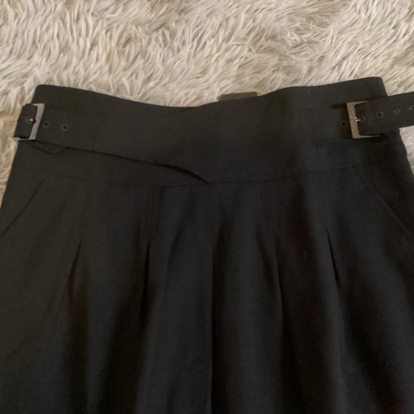 BCBGMaxazria Black Skirt NWT Size 2 - Picture 2 of 15
